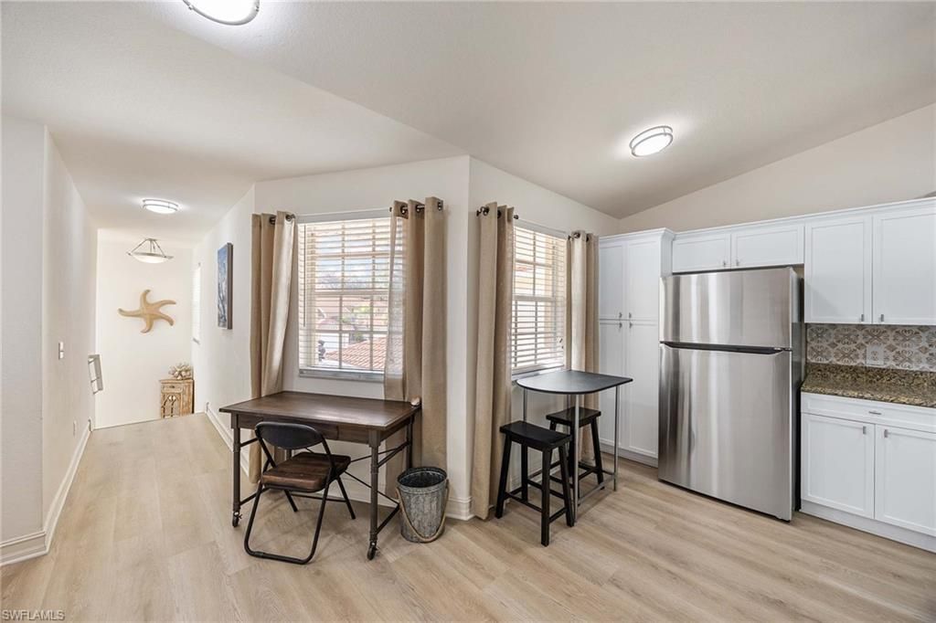 640 Luisa Ln, Unit 804-4, Naples, FL 34104 Photo
