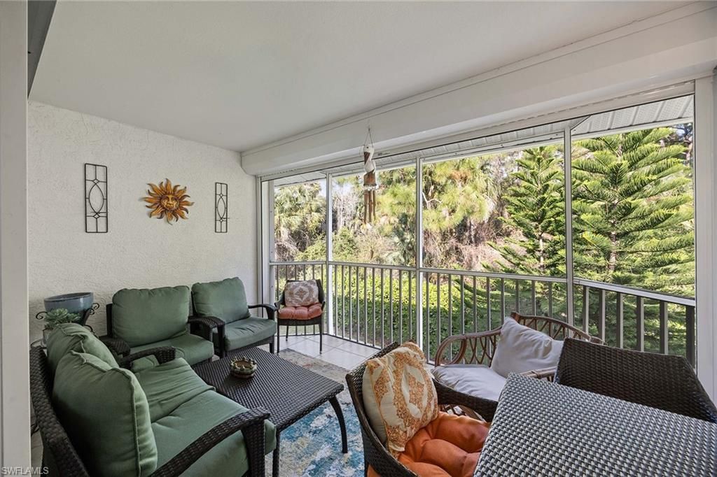 640 Luisa Ln, Unit 804-4, Naples, FL 34104 Photo