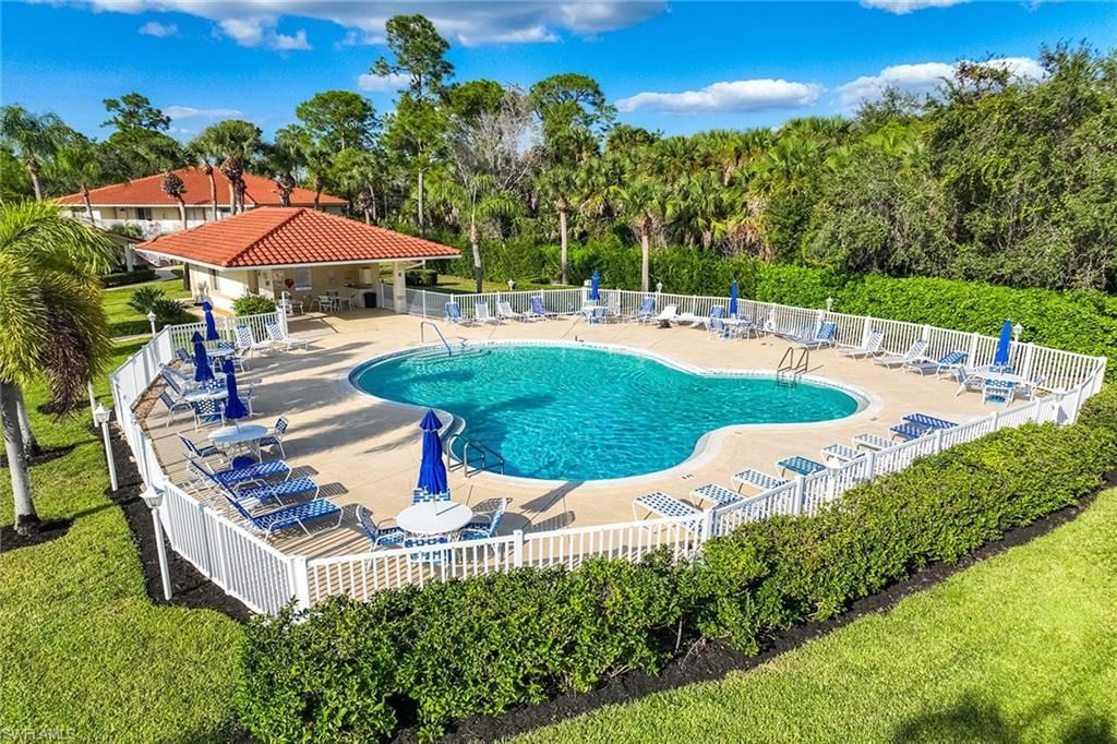 640 Luisa Ln, Unit 804-4, Naples, FL 34104 Photo