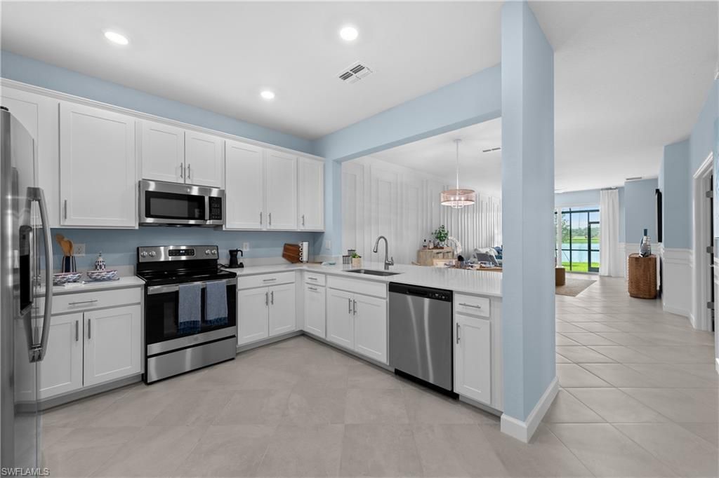 18759 Copperhead Ct N, Lehigh Acres, FL 33936 Photo