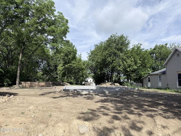 752 Holly Street, Lima, OH 45804