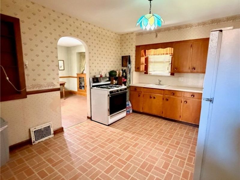 1350 E Florida Avenue, Youngstown, OH 44502 Photo 7