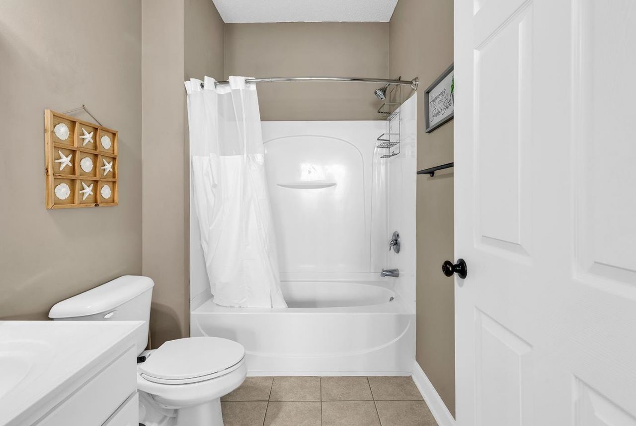 6203 Catalina Dr.  Photo 26
