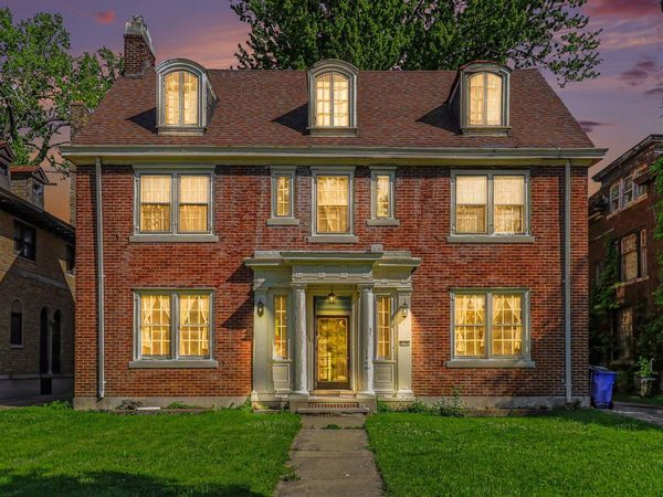 1168 W Boston Boulevard, Detroit, MI 48202