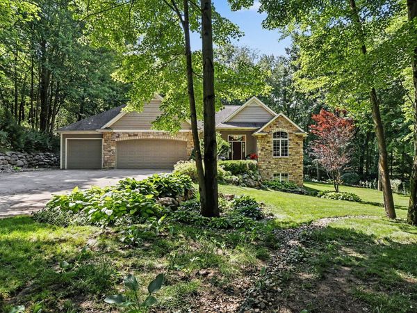 9428 Marshwood Drive, Richland, MI 49083