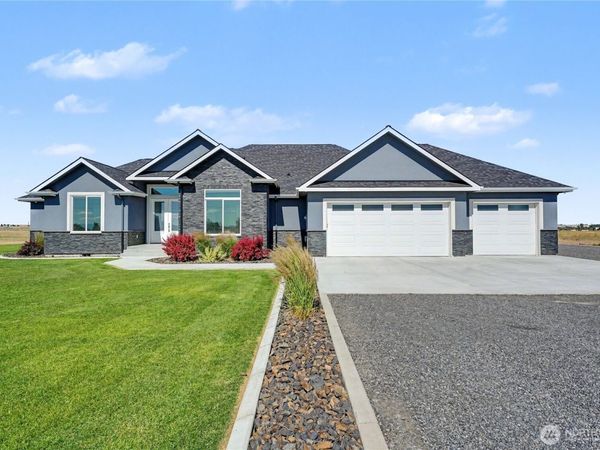 7379 Lake Vista Dr NE, Moses Lake, WA 98837