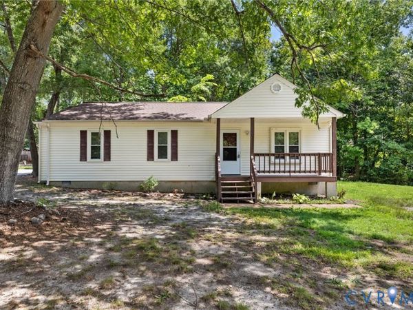 4413 Bridgewood Road , Midlothian, VA 23112