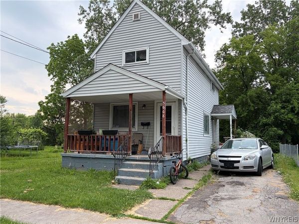 5668 Frontier Avenue , Niagara Falls, NY 14304
