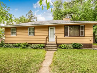 38 1st Street N, Waite Park, MN 56387