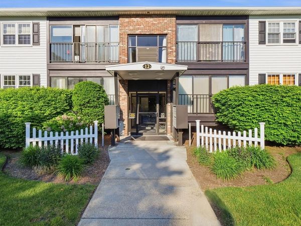 12 Candlewood Ln, Unit 1-1, Dennis, MA 02639