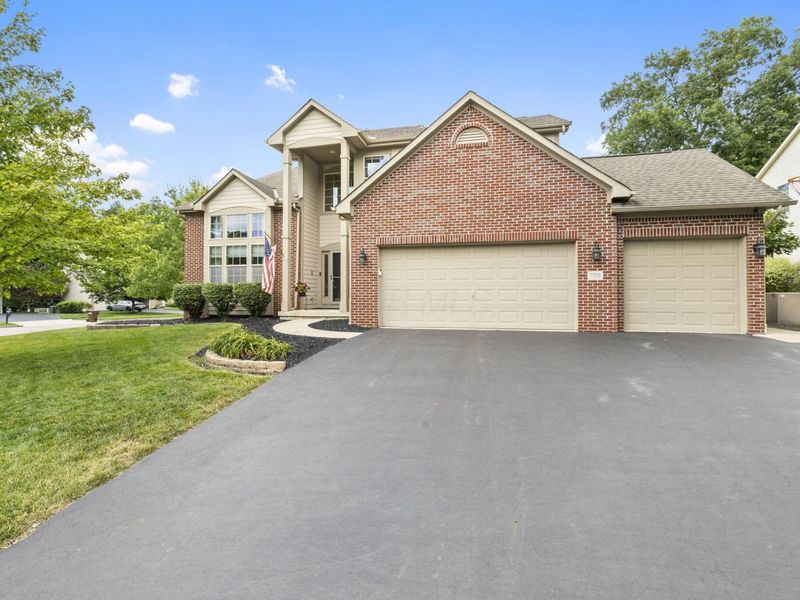 7508 Twin Acorn Court , Lewis Center, OH 43035 Photo 2