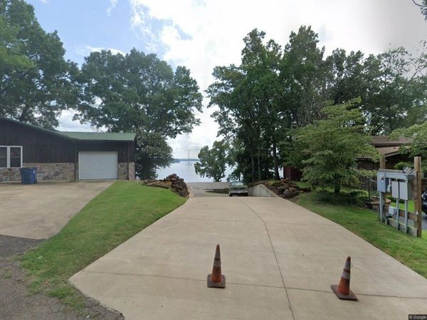 70 Hailey Ln, Springville, TN 38256
