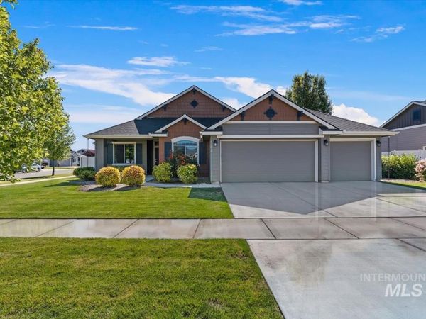 584 N Synergy Way, Eagle, ID 83616