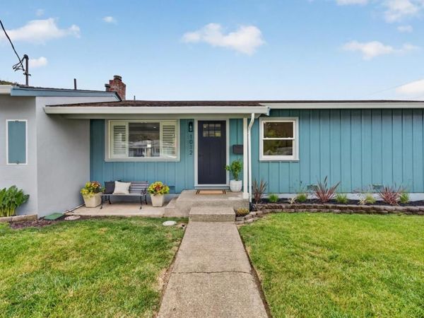 1012 Rio Vista Drive, Pacifica, CA 94044