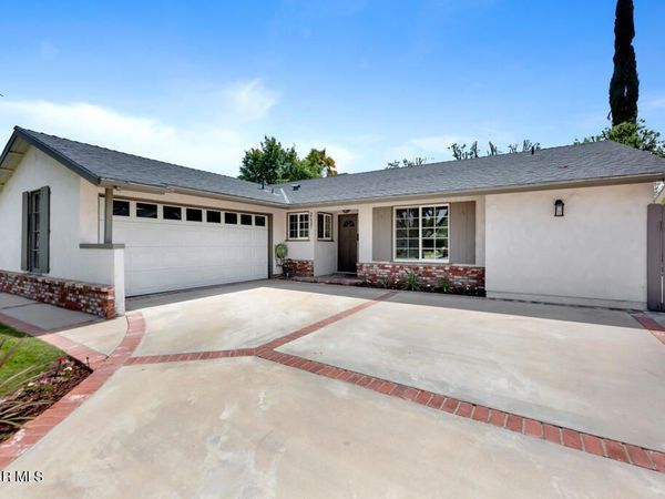 27987 Urbandale Avenue, Saugus, CA 91350