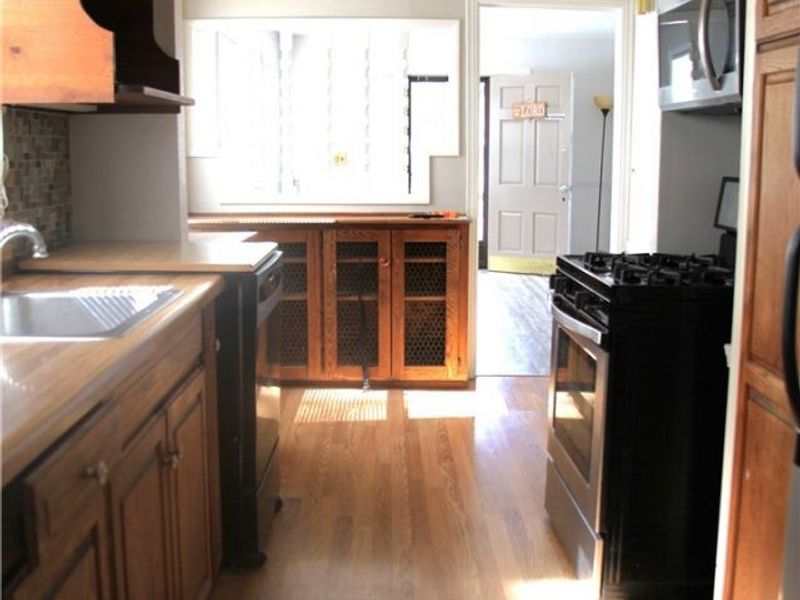2580 E 37th Street, Lorain, OH 44055 Photo 14