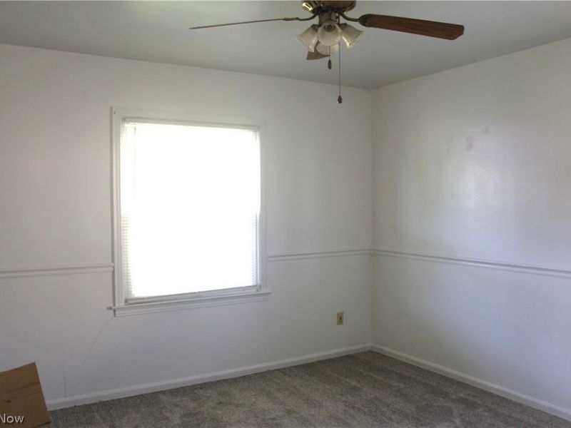 2580 E 37th Street, Lorain, OH 44055 Photo 20