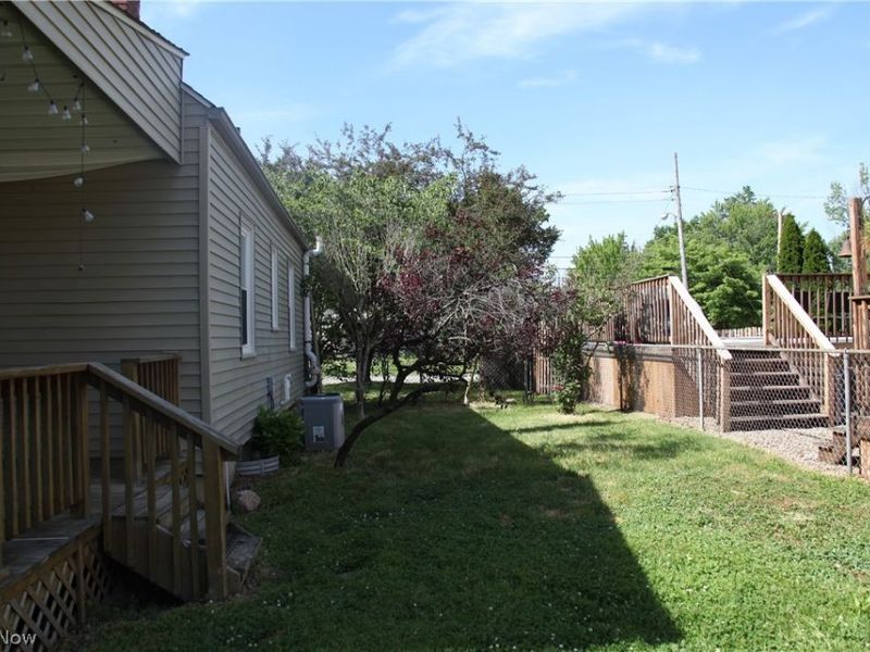2580 E 37th Street, Lorain, OH 44055 Photo 9