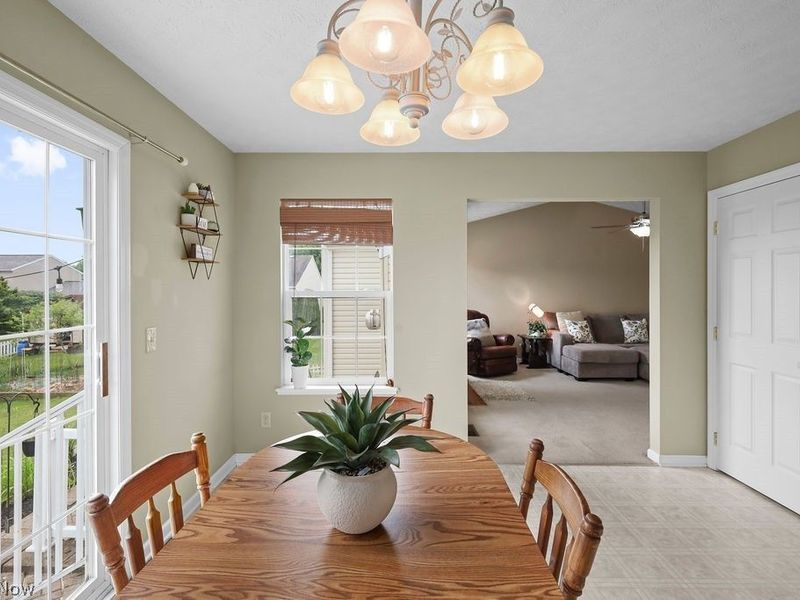6514 Candlestick Avenue NE, Canton, OH 44721 Photo 12