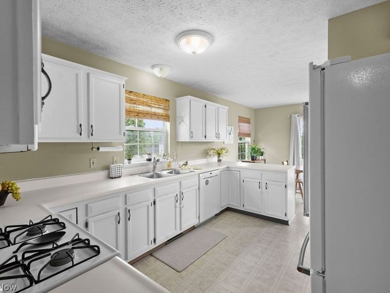 6514 Candlestick Avenue NE, Canton, OH 44721 Photo 15