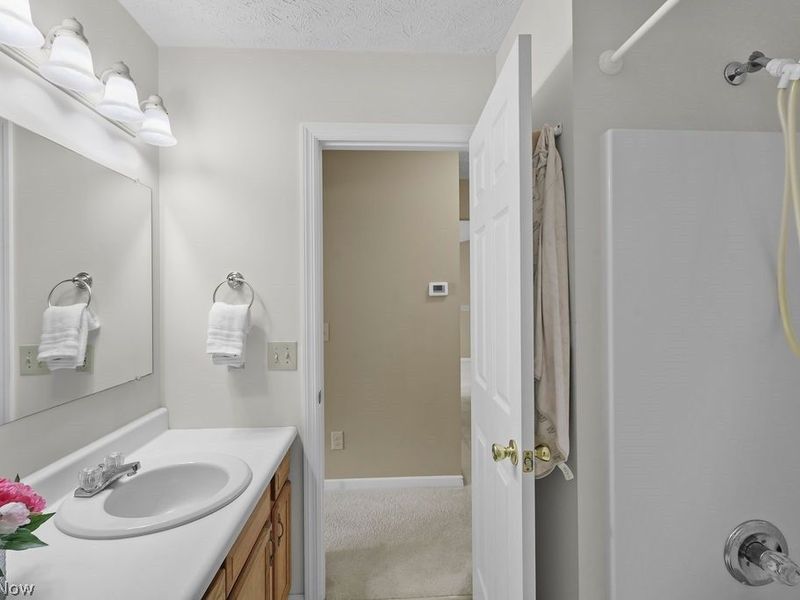 6514 Candlestick Avenue NE, Canton, OH 44721 Photo 33