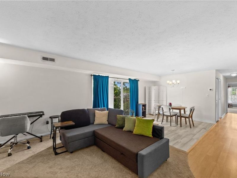 1900 King James Parkway, Unit 303, Westlake, OH 44145 Photo 6