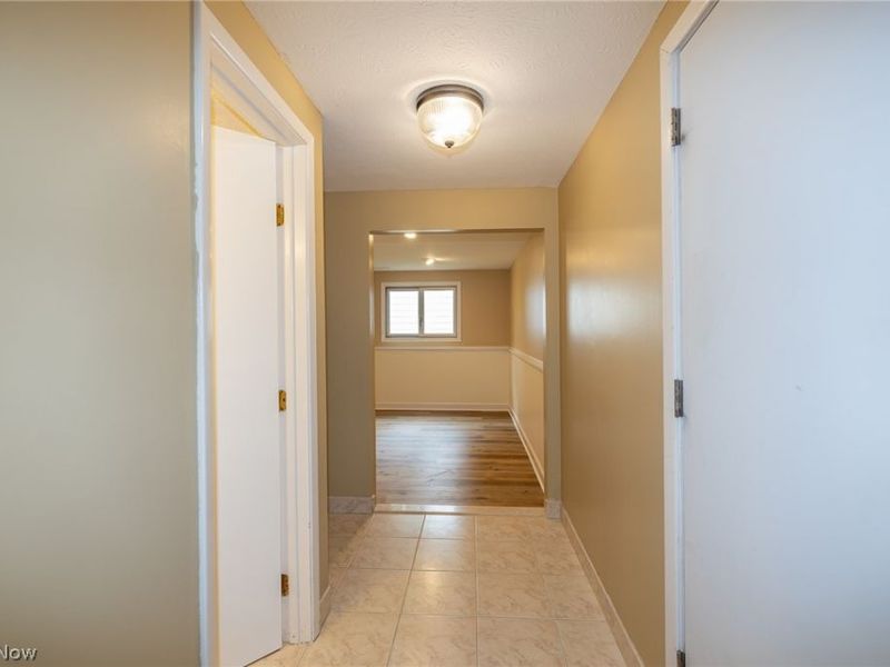 4668 Azalea Lane, North Olmsted, OH 44070 Photo 17