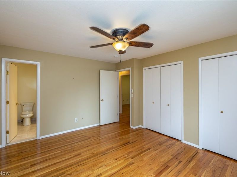 4668 Azalea Lane, North Olmsted, OH 44070 Photo 23