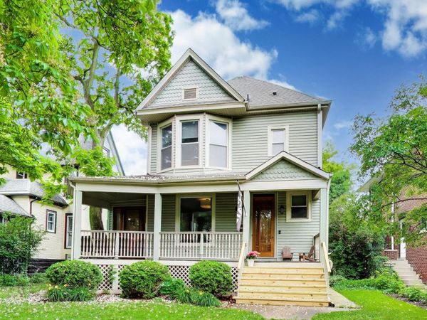 541 N Lombard Avenue , Oak Park, IL 60302