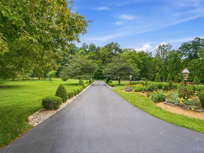 2372 Manistique Lakes Drive, Union Twp, OH 45036 Photo 6