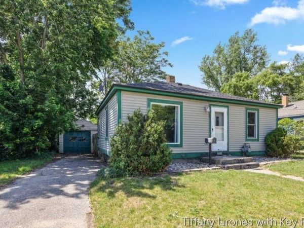3241 Buchanan Avenue SW, Grand Rapids, MI 49548
