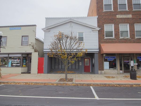 108 S Main Street, Plainwell, MI 49080