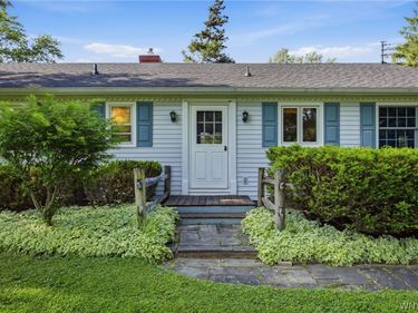 1391 Billington Road, East Aurora, NY 14052