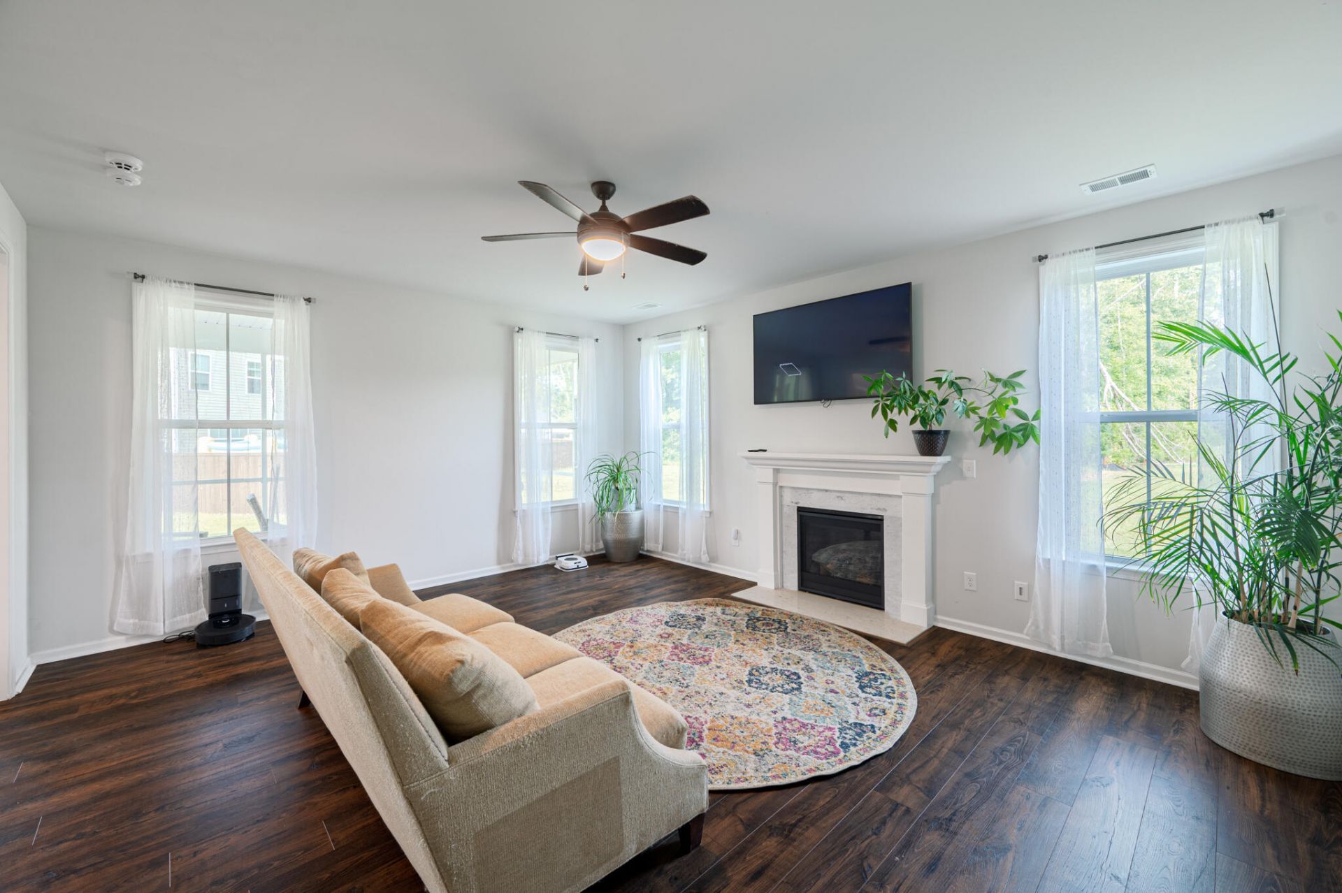 307 Green Fern Drive Photo 12