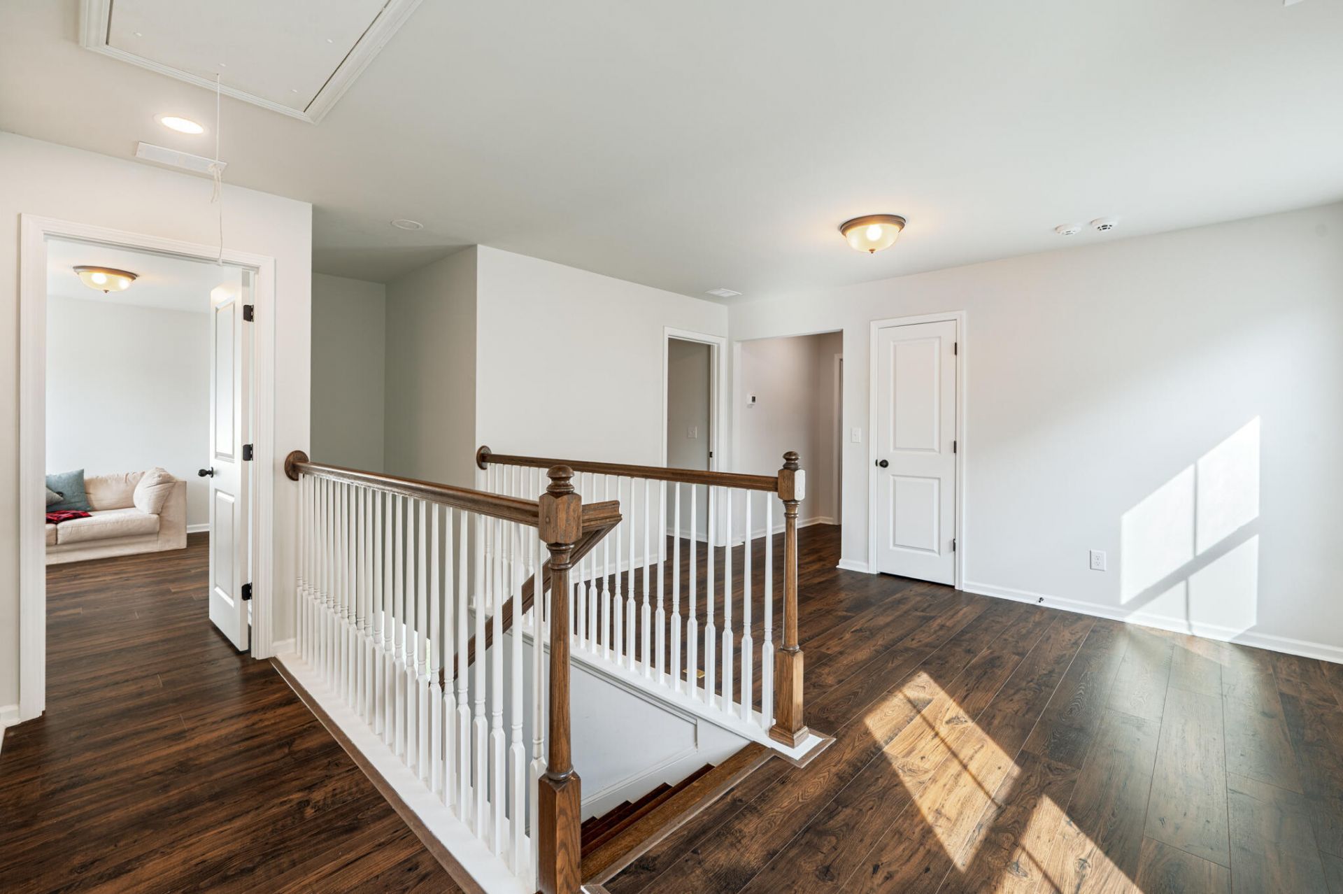 307 Green Fern Drive Photo 15