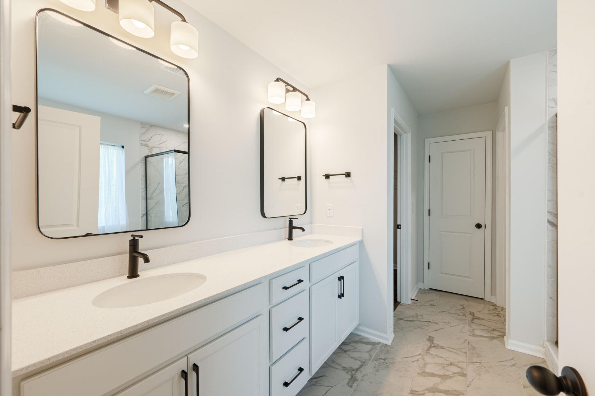 307 Green Fern Drive Photo 19