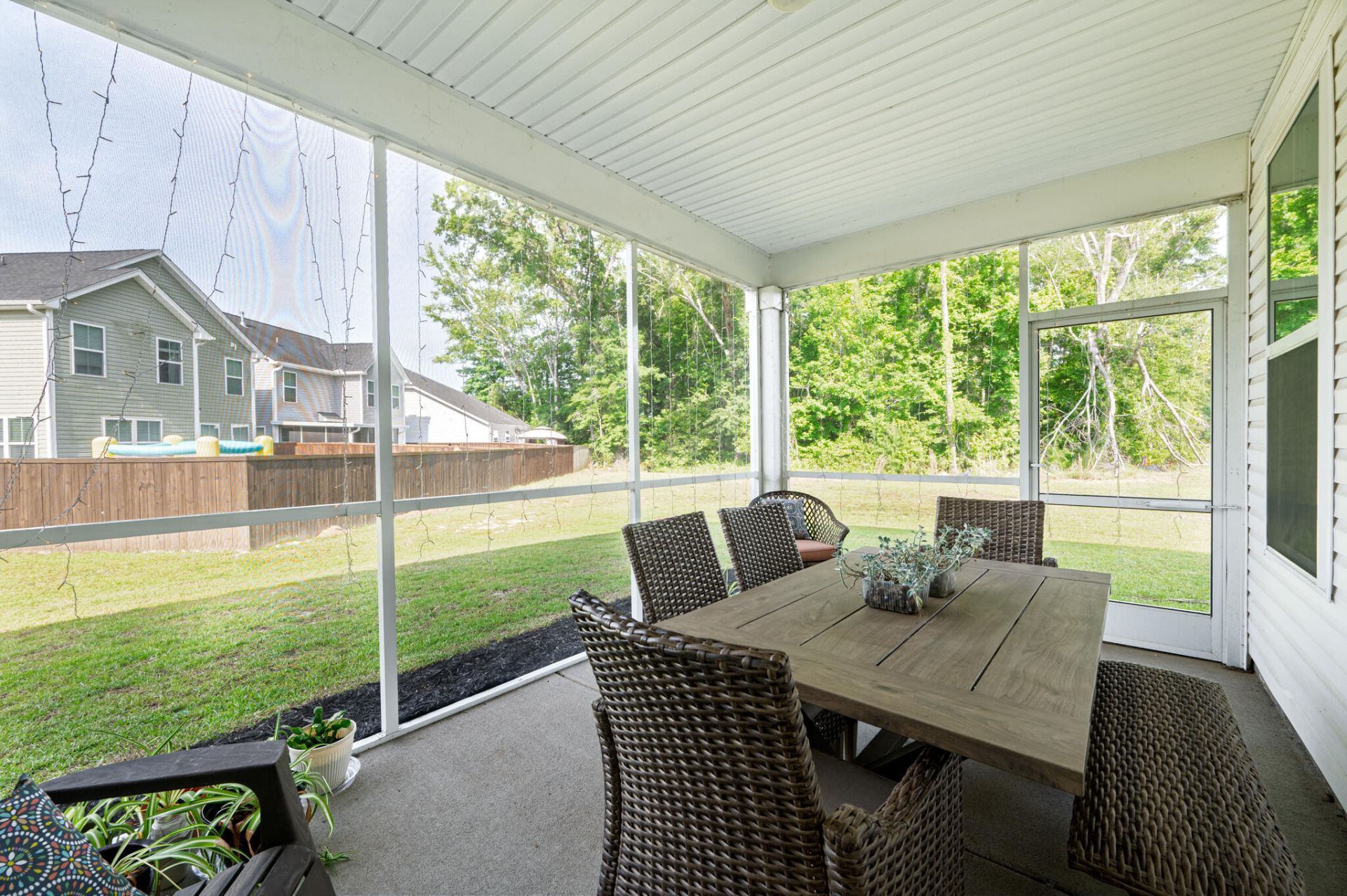 307 Green Fern Drive Photo 29