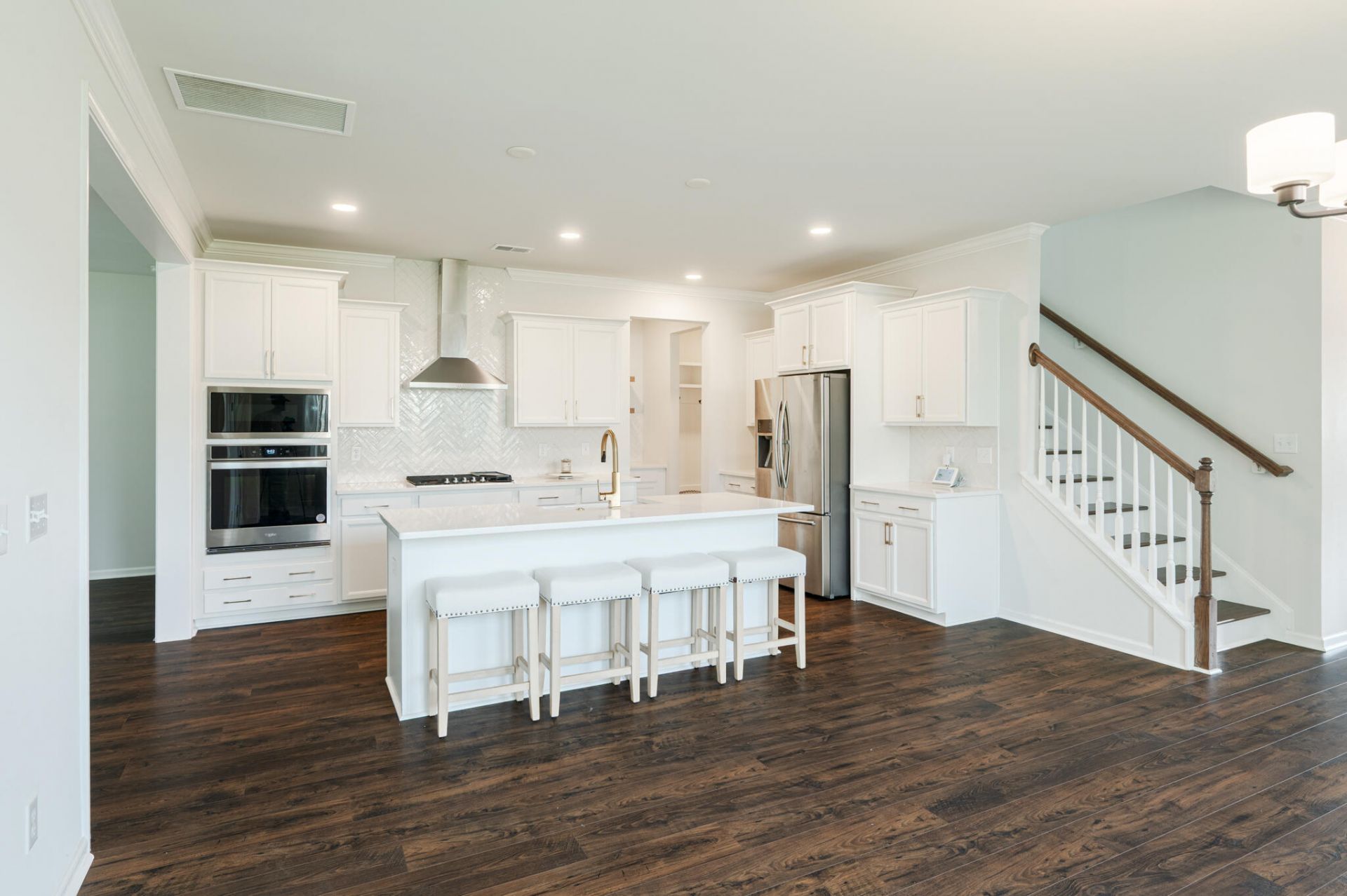 307 Green Fern Drive Photo 5
