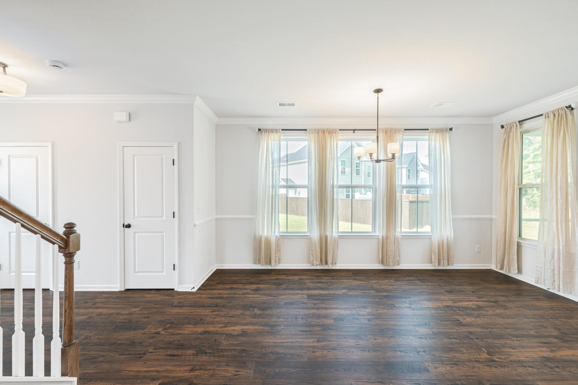 307 Green Fern Drive Photo 6