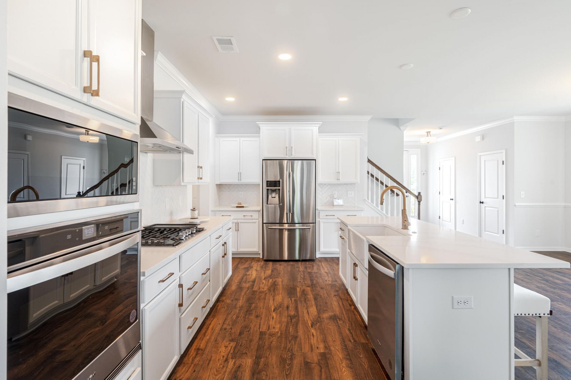 307 Green Fern Drive Photo 8