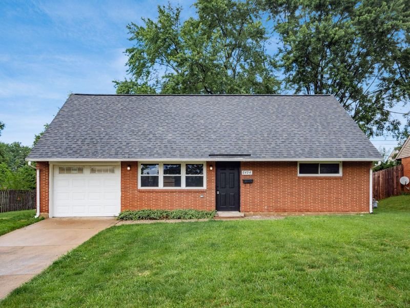 6494 Malone Drive , Reynoldsburg, OH 43068 Photo 2
