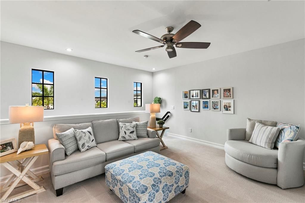 7490 Rockefeller Dr , Naples, FL 34119 Photo