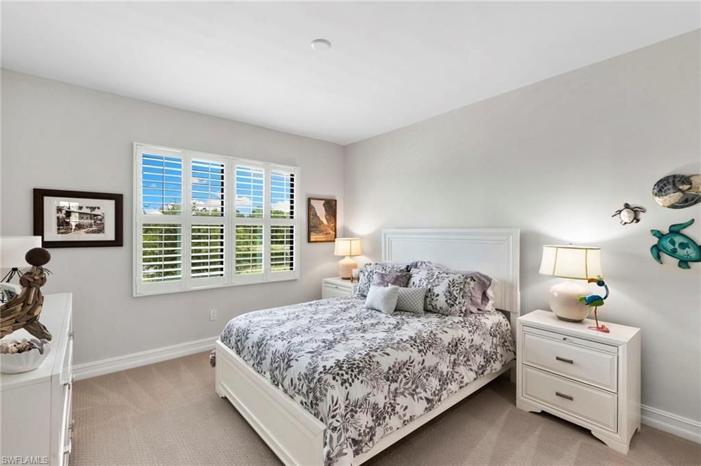 7490 Rockefeller Dr , Naples, FL 34119 Photo
