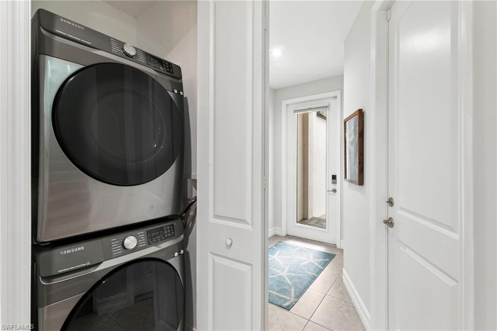 7490 Rockefeller Dr , Naples, FL 34119 Photo