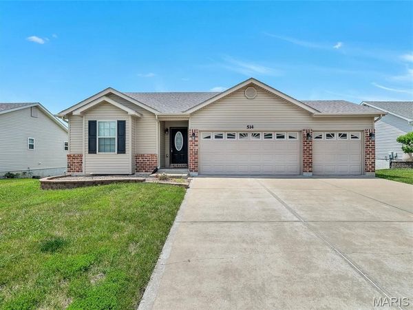 514 Sceptre Road , Foristell, MO 63348