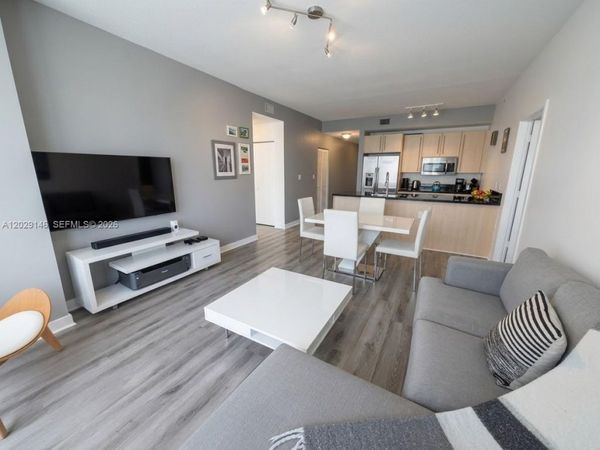 79 SW 12th St, Unit 2410-S, Miami, FL 33130