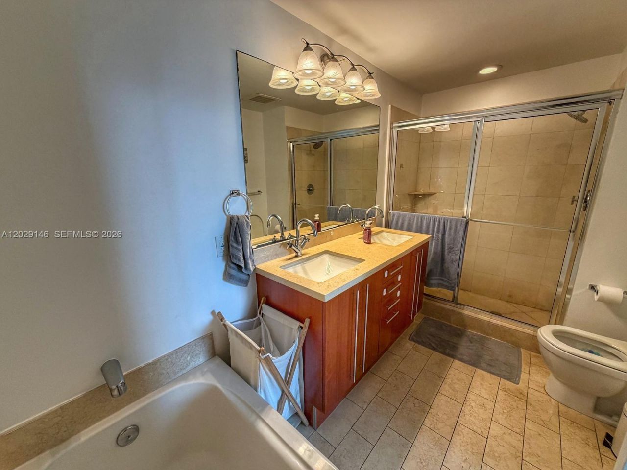 79 SW 12th St, Unit 2410-S, Miami, FL 33130 Photo