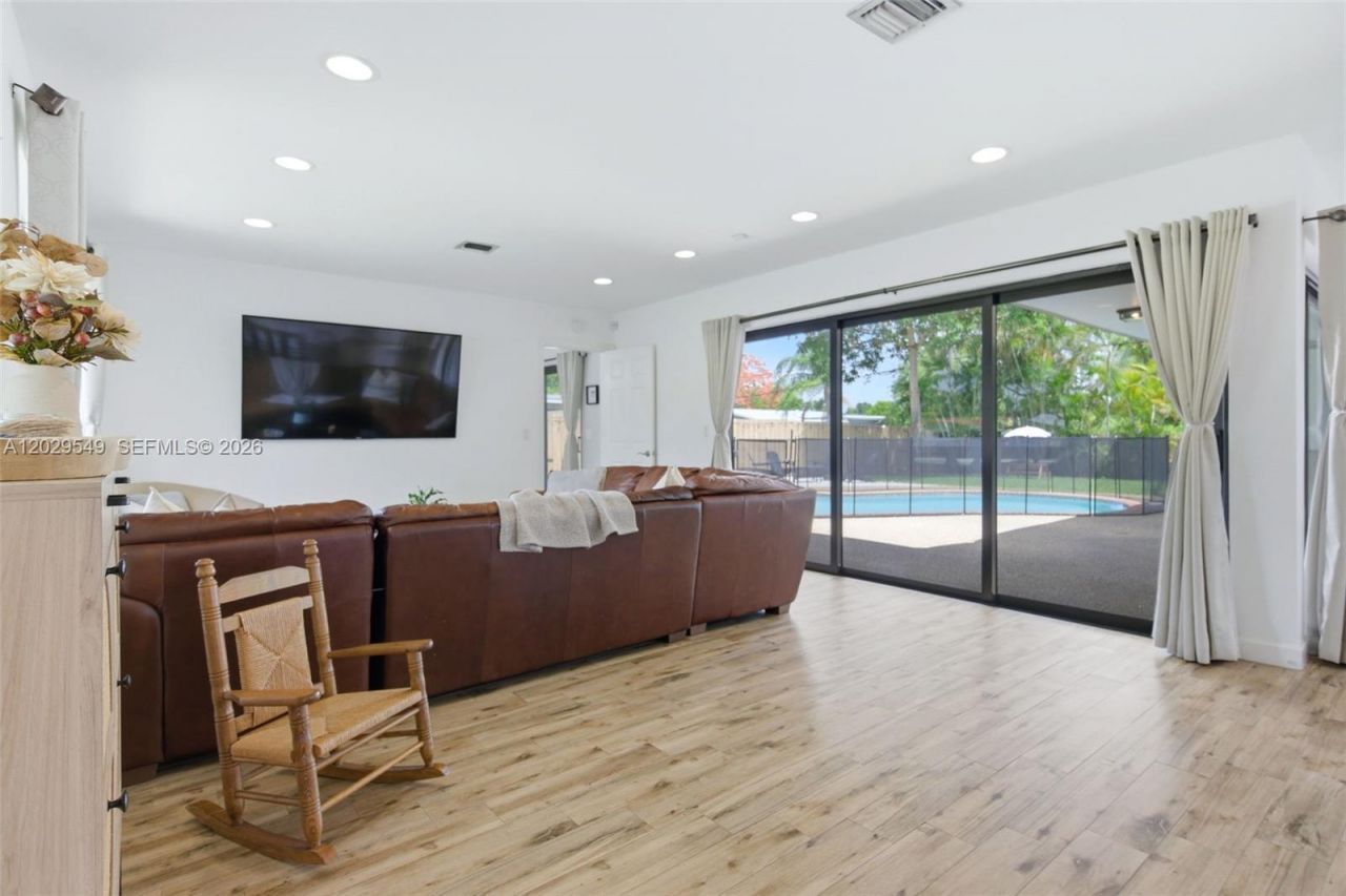 4407 W Park Rd , Hollywood, FL 33021 Photo