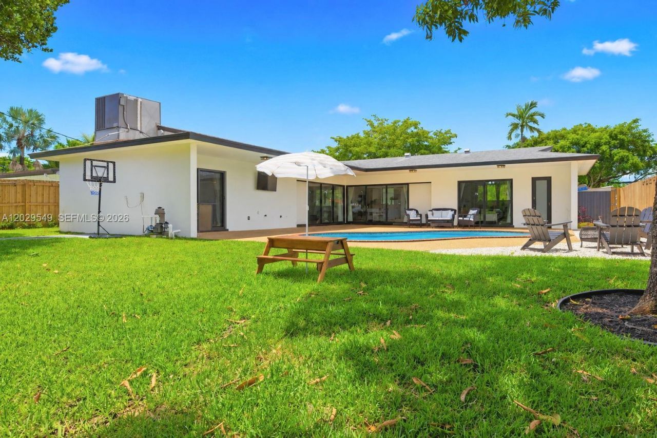 4407 W Park Rd , Hollywood, FL 33021 Photo