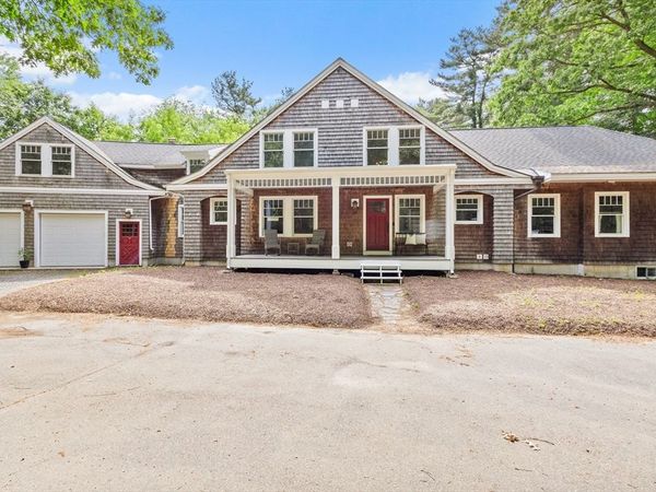 44 Granite St, Medway, MA 02053
